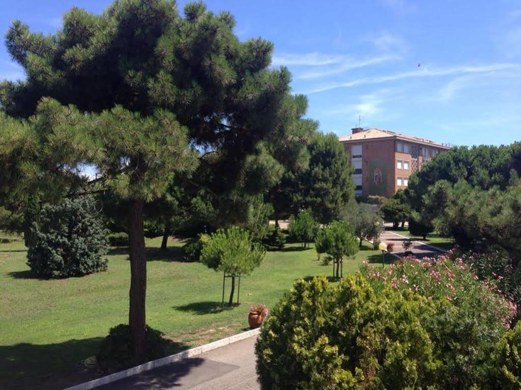 Centro Vacanze Opera Nascimbeni Cavallino-Treporti Exterior photo